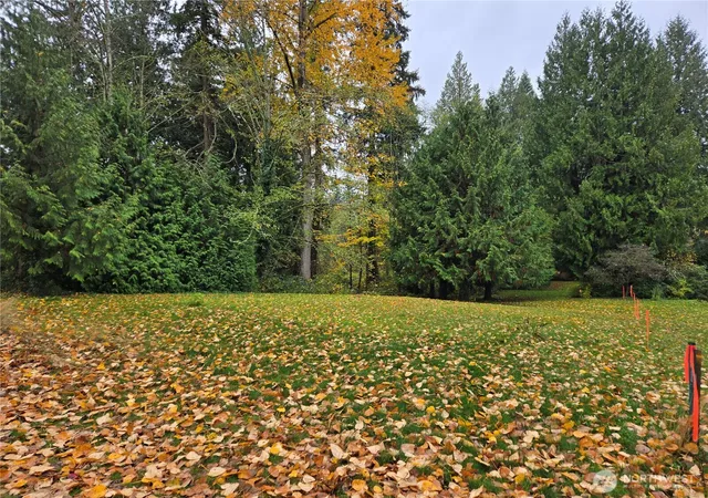 Photo 3 of Sale Pending at 104 Xx Slater Ave Ne, Kirkland, WA 98033 | MLS# NWM2455702 | Listing updated on 2026-06-16