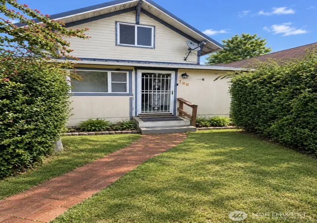 Photo 1 of Single family home for sale at 506 W Huntley St, Aberdeen, WA 98520 | MLS# NWM2455989 | Listing updated on 2026-09-22