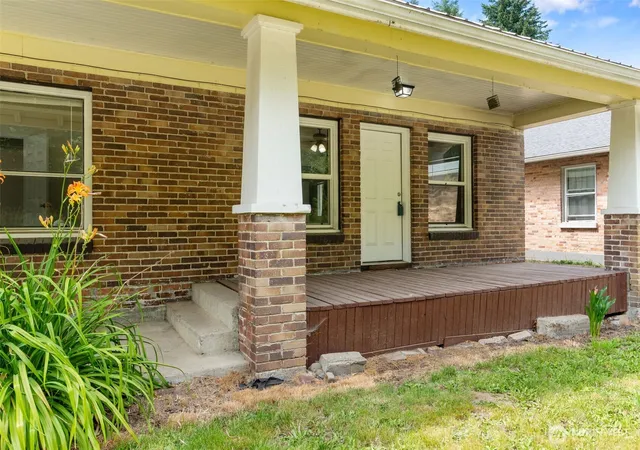 Photo 3 of Sale Pending at 681 State Route 7, Morton, WA 98356 | MLS# NWM2457377 | Listing updated on 2026-09-04
