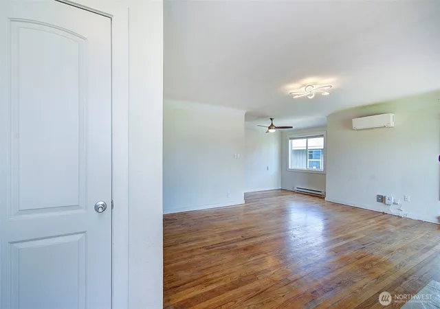Photo 3 of Single family home for sale at 2787 Maryland St, Longview, WA 98632 | MLS# NWM2458043 | Listing updated on 2026-09-29