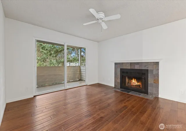 Photo 4 of Sale Pending at 11815 93rd Lane NE #203, Kirkland, WA 98034 | MLS# NWM2458414 | Listing updated on 2026-09-24