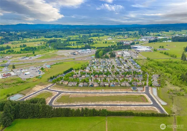 Photo 4 of Sale Pending at 128 Willowbrook Dr, Chehalis, WA 98532 | MLS# NWM2459522 | Listing updated on 2026-09-25