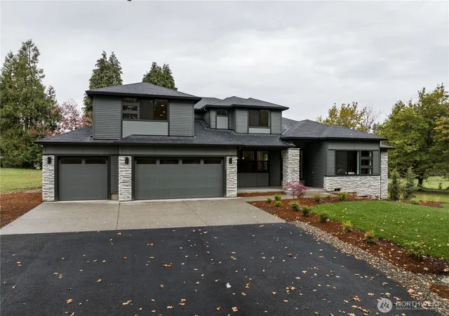 Photo 4 of Sale Pending at 1307 Walnut Ln, Steilacoom, WA 98388 | MLS# NWM2459811 | Listing updated on 2026-09-25
