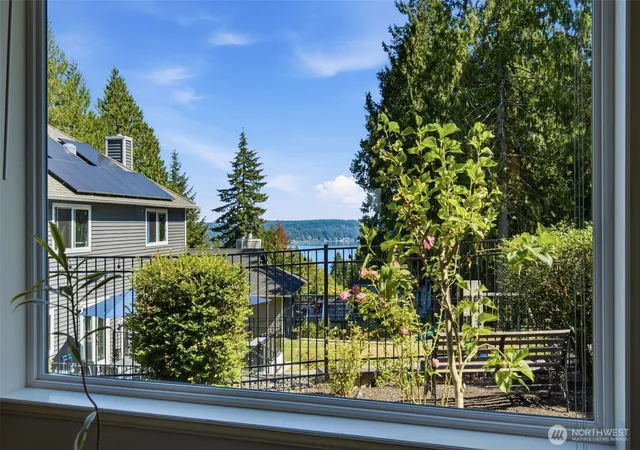 Photo 3 of Single family home for sale at 6494 Windward Pl NW, Bremerton, WA 98312 | MLS# NWM2459853 | Listing updated on 2026-10-01