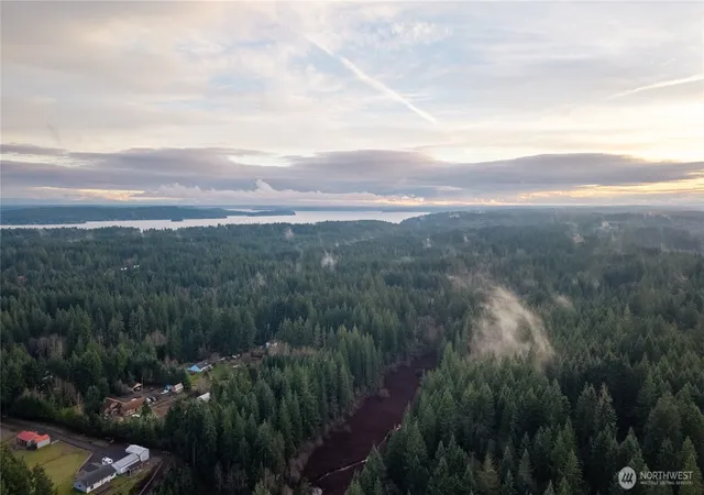 Photo 4 of Sale Pending at 12711 144th Avenue NW, Gig Harbor, WA 98329 | MLS# NWM2461135 | Listing updated on 2026-06-13