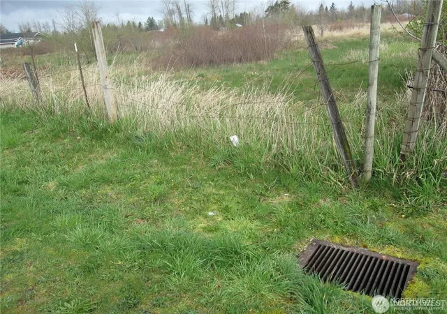 Photo 3 of Sale Pending at 27008 Se & 27012 432nd St, Enumclaw, WA 98022 | MLS# NWM2462773 | Listing updated on 2026-06-16