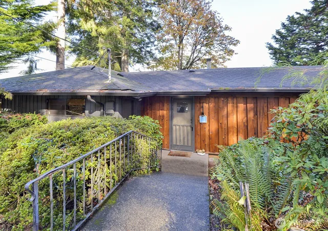 Photo 3 of Single family home for sale at 8038 61st Avenue Ne, Olympia, WA 98516 | MLS# NWM2463258 | Listing updated on 2026-09-20