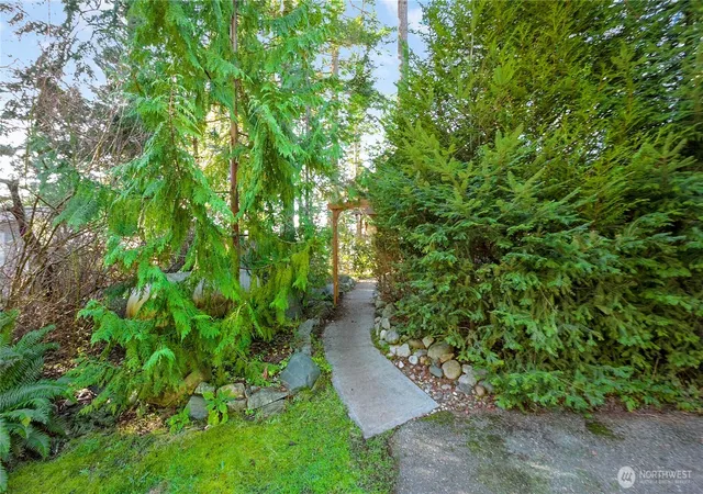 Photo 2 of Sale Pending at 18404 Dr Joe Rd, La Conner, WA 98257 | MLS# NWM2463374 | Listing updated on 2026-09-25