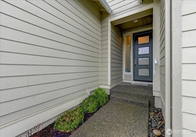 Photo 2 of Single family home for sale at 17909 145th Street E, Bonney Lake, WA 98391 | MLS# NWM2463425 | Listing updated on 2026-09-29