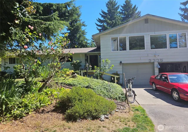 Photo 3 of Sale Pending at 3225 41st Street Ne, Tacoma, WA 98422 | MLS# NWM2463658 | Listing updated on 2026-09-25