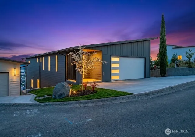 Single family home for sale at 1823 Sam Benn Ln, Aberdeen, WA 98520 | MLS# NWM2464410 | Listing updated on 2026-09-24