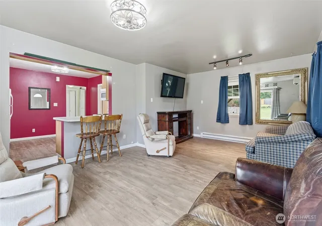 Photo 3 of Single family home for sale at 403 Queen Ave, Pe Ell, WA 98572 | MLS# NWM2464856 | Listing updated on 2026-08-31