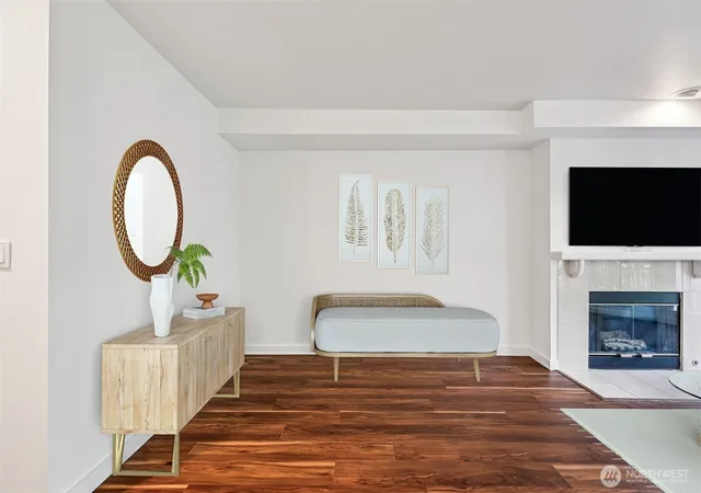 Photo 3 of Townhouse for sale at 1425 Dexter Ave N #611, Seattle, WA 98109 | MLS# NWM2465528 | Listing updated on 2026-10-01