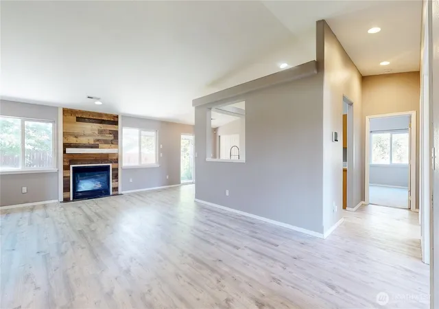 Photo 2 of Sale Pending at 1152 Se Falbo Dr, College Place, WA 99324 | MLS# NWM2465538 | Listing updated on 2026-09-25