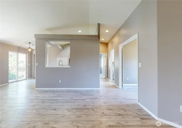 Photo 3 of Sale Pending at 1152 Se Falbo Dr, College Place, WA 99324 | MLS# NWM2465538 | Listing updated on 2026-09-25