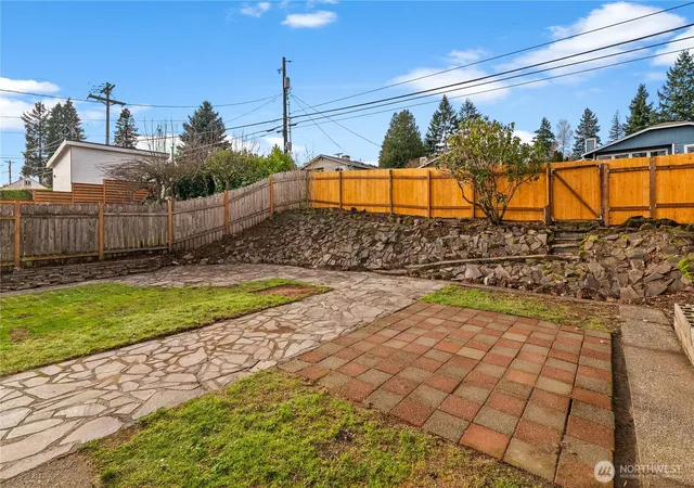 Photo 3 of Single family home for sale at 5008 N Visscher St, Tacoma, WA 98407 | MLS# NWM2466746 | Listing updated on 2026-09-23