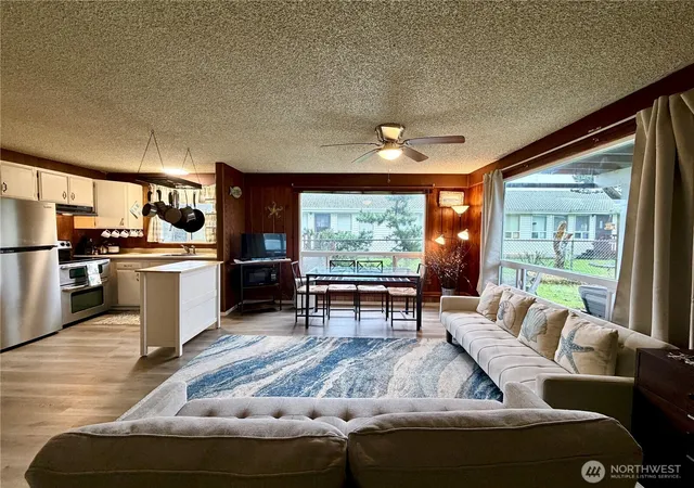 Photo 3 of Contingent at 757 Ocean Ct Nw #13, Ocean Shores, WA 98569 | MLS# NWM2467740 | Listing updated on 2026-09-25