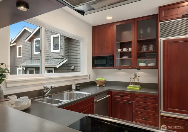 Photo 4 of Condo for sale at 1929 42nd Avenue E #B, Seattle, WA 98112 | MLS# NWM2468813 | Listing updated on 2026-10-01