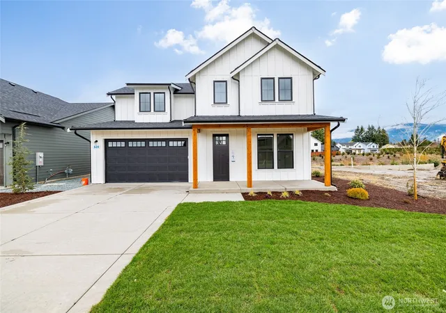 Photo 1 of Single family home for sale at 624 Legacy Way, Sedro Woolley, WA 98284 | MLS# NWM2469022 | Listing updated on 2026-09-30