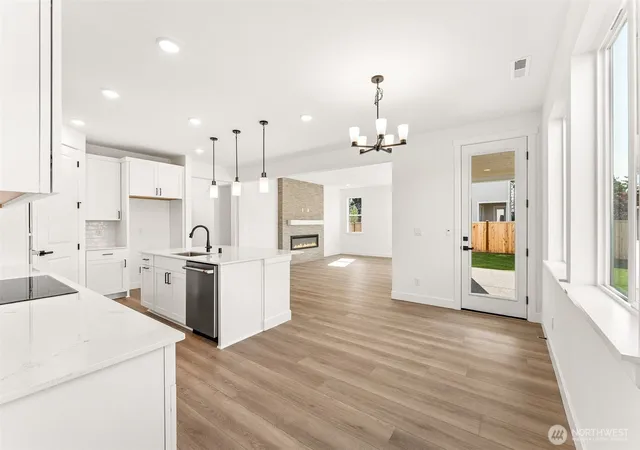 Photo 3 of Single family home for sale at 2216 Oak Ct #3, Milton, WA 98354 | MLS# NWM2469049 | Listing updated on 2026-09-30
