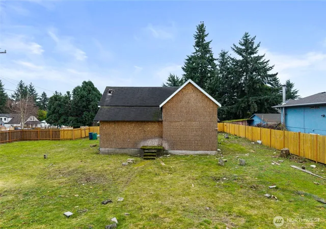 Photo 1 of Sale Pending at 11205 12th Avenue Sw, Seattle, WA 98146 | MLS# NWM2469139 | Listing updated on 2026-01-20
