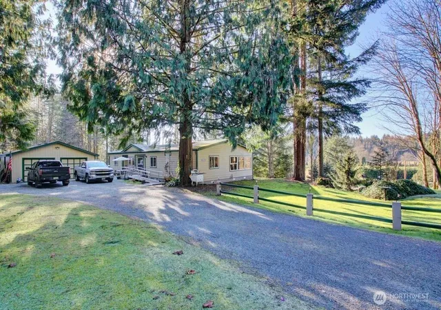 Photo 2 of Manufactured home for sale at 5353 Wildlife Acres, Sedro Woolley, WA 98284 | MLS# NWM2470167 | Listing updated on 2026-10-14