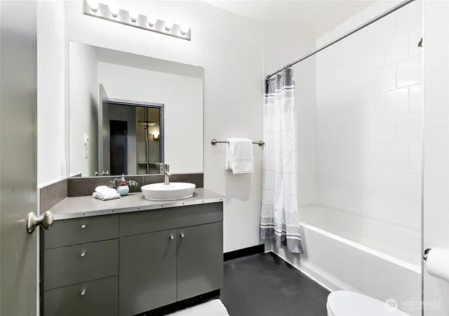 Photo 3 of Sale Pending at 1414 12th Avenue #404, Seattle, WA 98122 | MLS# NWM2470684 | Listing updated on 2026-09-25