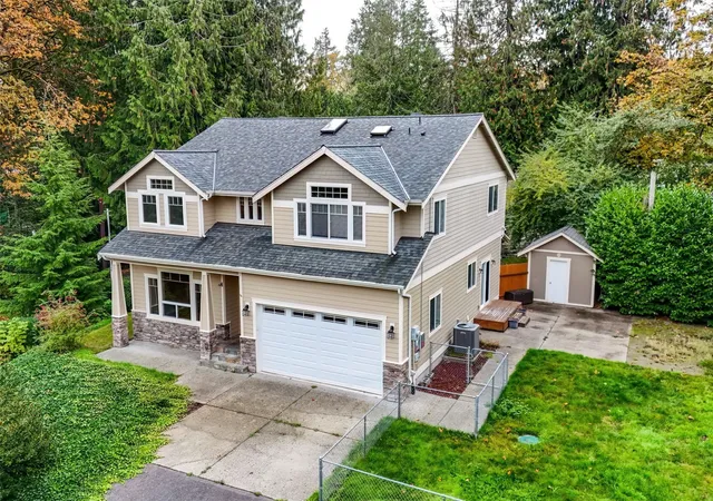 Photo 2 of Single family home for sale at 1568 Puget Dr E, Port Orchard, WA 98366 | MLS# NWM2471612 | Listing updated on 2026-10-26