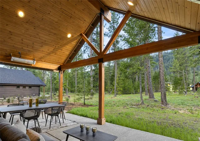 Photo 3 of Single family home for sale at 971 Domerie Park Loop, Cle Elum, WA 98922 | MLS# NWM2472264 | Listing updated on 2026-10-02