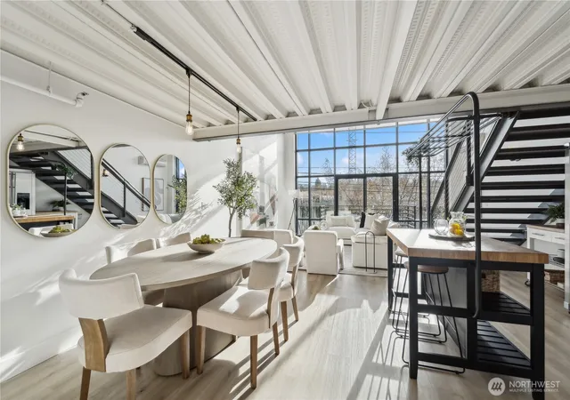 Photo 3 of Sale Pending at 2914 E Madison St #209, Seattle, WA 98112 | MLS# NWM2473199 | Listing updated on 2026-09-25