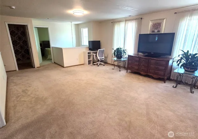 Photo 3 of Single family home for sale at 912 Gina Ct Se, Olympia, WA 98513 | MLS# NWM2473353 | Listing updated on 2026-10-02
