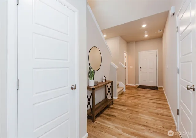 Photo 2 of Sale Pending at 916 Baker Hts Loop, Bremerton, WA 98312 | MLS# NWM2474768 | Listing updated on 2026-09-20