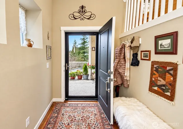 Photo 2 of Townhouse for sale at 9101 Merritt Ave Se, Snoqualmie, WA 98065 | MLS# NWM2475362 | Listing updated on 2026-10-01