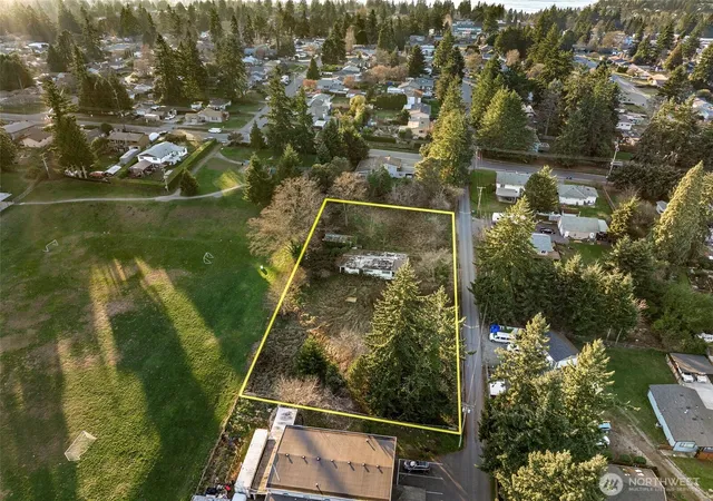 Photo 2 of Sale Pending at 18330 4th Avenue S, Burien, WA 98148 | MLS# NWM2475824 | Listing updated on 2026-09-25
