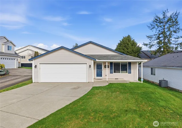 Photo 2 of Single family home for sale at 2533 Kristine Ct, Centralia, WA 98531 | MLS# NWM2475892 | Listing updated on 2026-09-30