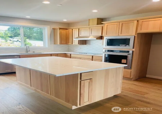 Photo 2 of Townhouse for sale at 26640 Ne 143rd (lot 5) Pl, Duvall, WA 98019 | MLS# NWM2475998 | Listing updated on 2026-10-02