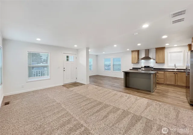 Photo 3 of Manufactured home for sale at 10900 Kuhlman Rd Se #84, Olympia, WA 98513 | MLS# NWM2476192 | Listing updated on 2026-09-28