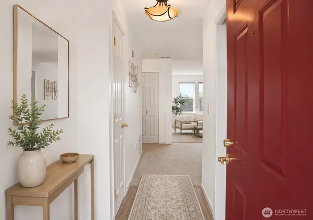 Photo 2 of Sale Pending at 22472 Se Highland Cir #2367, Issaquah, WA 98029 | MLS# NWM2476607 | Listing updated on 2026-10-01