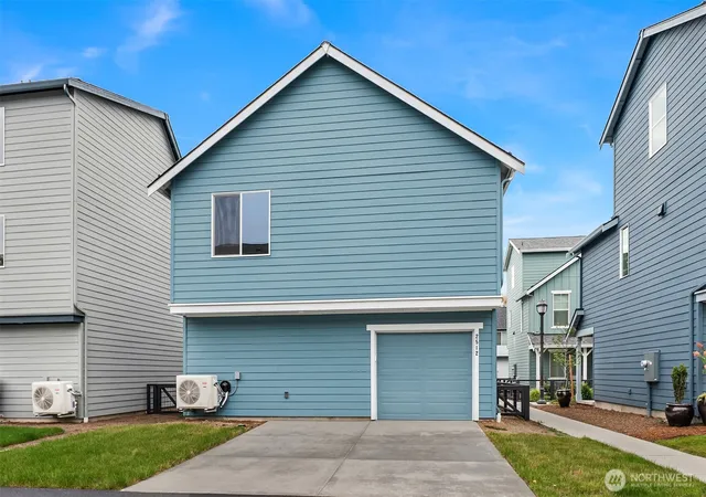 Photo 2 of Single family home for sale at 2512 160th Street Ne, Marysville, WA 98271 | MLS# NWM2477103 | Listing updated on 2026-10-18