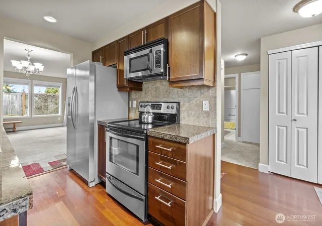 Photo 4 of Sale Pending at 5702 North 33rd #3A, Tacoma, WA 98407 | MLS# NWM2477600 | Listing updated on 2026-09-12