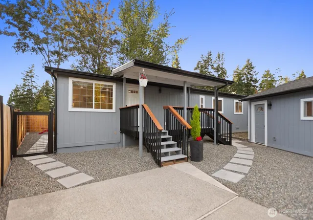 Photo 2 of Sale Pending at 19309 127th Avenue Ne, Bothell, WA 98011 | MLS# NWM2477943 | Listing updated on 2026-09-20