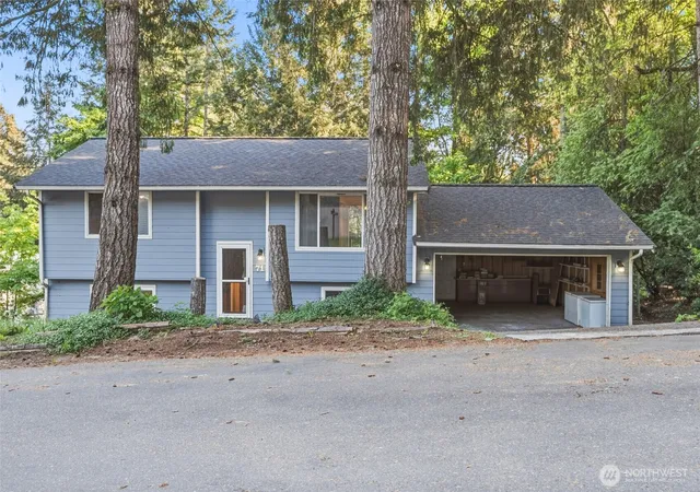 Photo 2 of Sale Pending at 71 Ne Lorrain Ct, Belfair, WA 98528 | MLS# NWM2478161 | Listing updated on 2026-09-25