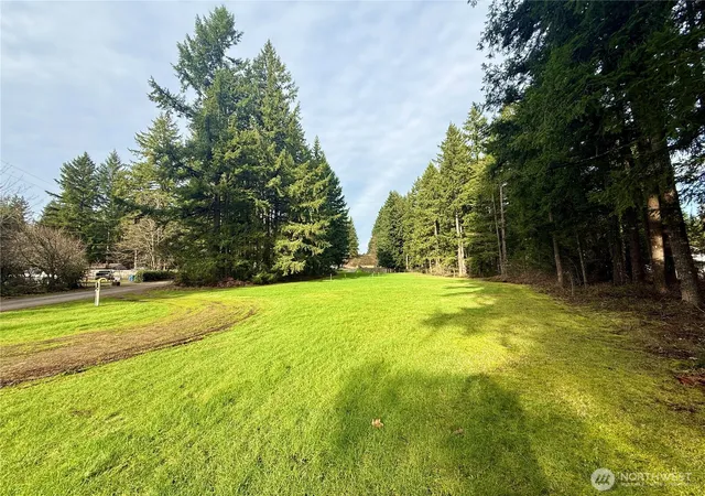 Photo 3 of Sale Pending at 20403 Se 248th Street, Maple Valley, WA 98038 | MLS# NWM2478478 | Listing updated on 2026-09-25