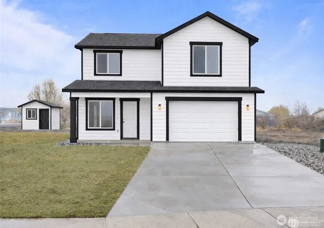 Photo 1 of Sale Pending at 925 La Vista Dr, Warden, WA 98857 | MLS# NWM2478719 | Listing updated on 2026-09-25