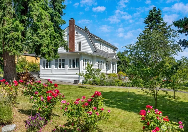 Single family home for sale at 4918 S 3rd Avenue, Everett, WA 98203 | MLS# NWM2478974