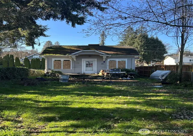 Photo 1 of Sale Pending at 4013 High St, Everett, WA 98201 | MLS# NWM2481361 | Listing updated on 2026-03-03