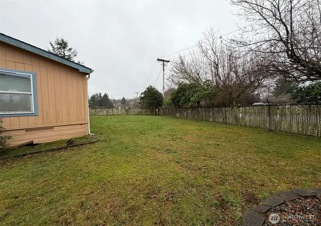 Photo 3 of Manufactured home for sale at 100 Leisure Dr, Aberdeen, WA 98520 | MLS# NWM2481400 | Listing updated on 2026-09-29