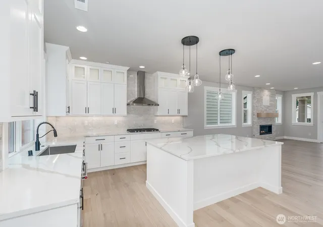 Photo 4 of Single family home for sale at 20316 94th Drive NE, Bothell, WA 98011 | MLS# NWM2482799 | Listing updated on 2026-10-02