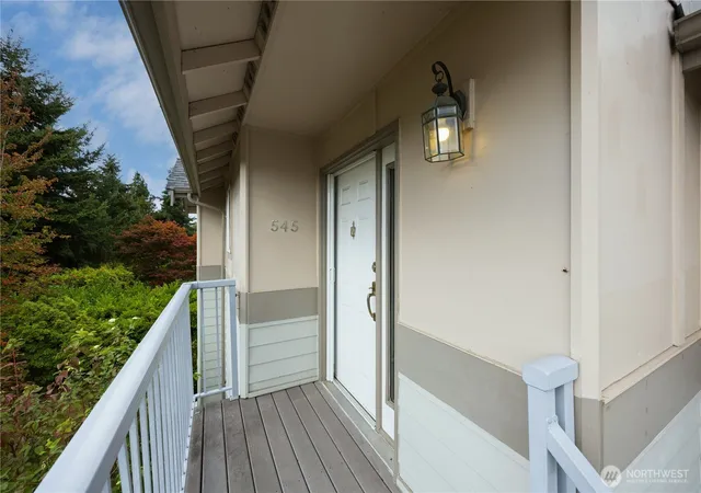 Photo 4 of Condo for sale at 545 W Kellogg Rd, Bellingham, WA 98226 | MLS# NWM2482899 | Listing updated on 2026-09-21