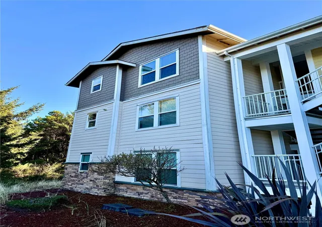 Photo 3 of Sale Pending at 1600 W Ocean Ave #1311, Westport, WA 98595 | MLS# NWM2482952 | Listing updated on 2026-09-25